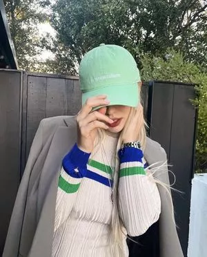 Ava Max OnlyFans Leaked Free Thumbnail Picture - #qDqRmpu9L0