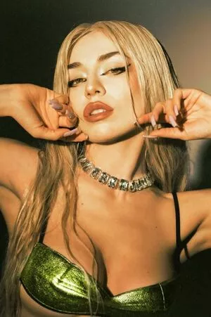 Ava Max OnlyFans Leaked Free Thumbnail Picture - #qM2zU4zwLL