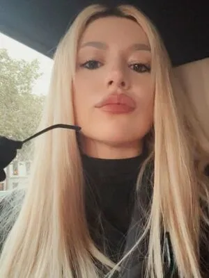 Ava Max OnlyFans Leaked Free Thumbnail Picture - #r8roOWXbiq