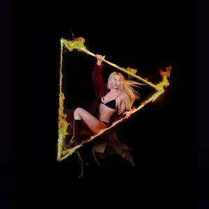 Ava Max OnlyFans Leaked Free Thumbnail Picture - #rLuzRV5knf