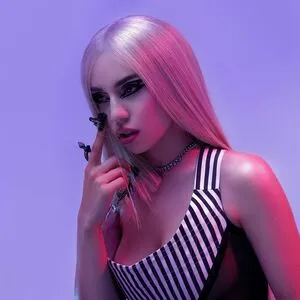 Ava Max OnlyFans Leaked Free Thumbnail Picture - #sMIVBot0w1