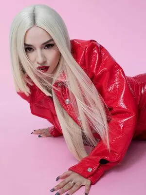 Ava Max OnlyFans Leaked Free Thumbnail Picture - #vBcEr2MZSj