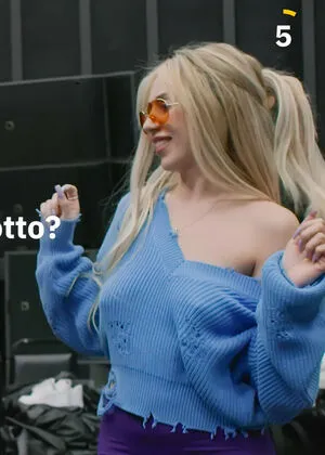 Ava Max OnlyFans Leaked Free Thumbnail Picture - #wfeNiS1UdC