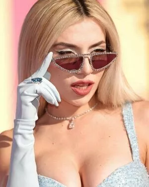 Ava Max OnlyFans Leaked Free Thumbnail Picture - #whftc5Axig