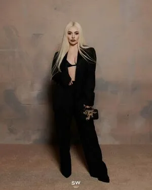 Ava Max OnlyFans Leaked Free Thumbnail Picture - #wz4F0sexf8
