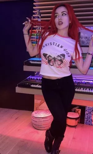 Ava Max OnlyFans Leaked Free Thumbnail Picture - #zSpJ1GrsUn