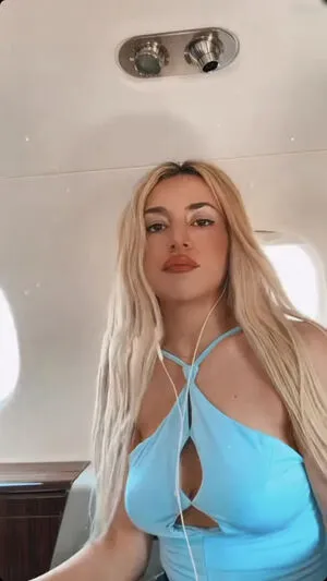 Ava Max OnlyFans Leaked Free Thumbnail Picture - #zplG88UvoV