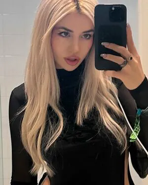 Ava Max OnlyFans Leaked Free Thumbnail Picture - #zwu61jf3cr