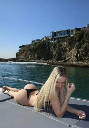 Ava Robar OnlyFans Leaked Free Thumbnail Picture - #2cFVdro8cj