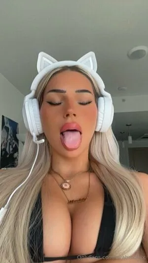 Avabrooksx OnlyFans Leaked Free Thumbnail Picture - #TuLm0INpwm