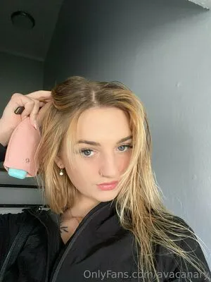 Avacanary OnlyFans Leaked Free Thumbnail Picture - #sM746A5LJ1