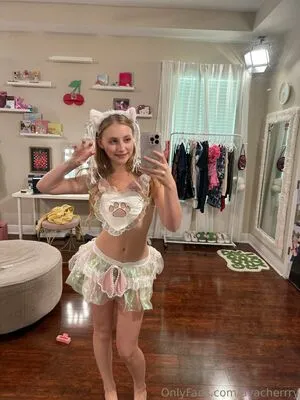 Avacherrry OnlyFans Leaked Free Thumbnail Picture - #PxjrnSnoO0