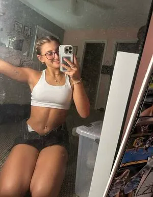 Avaelise OnlyFans Leaked Free Thumbnail Picture - #vYfswinbW0