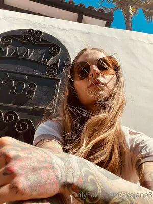 Avajane8 OnlyFans Leaked Free Thumbnail Picture - #1kANGFfiEE