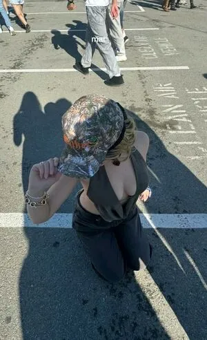 Avakolker OnlyFans Leaked Free Thumbnail Picture - #49GMwC9ry5