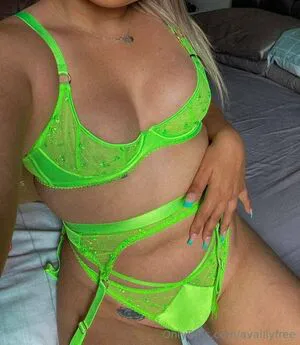 Avalilyfree OnlyFans Leaked Free Thumbnail Picture - #y9K0y31289