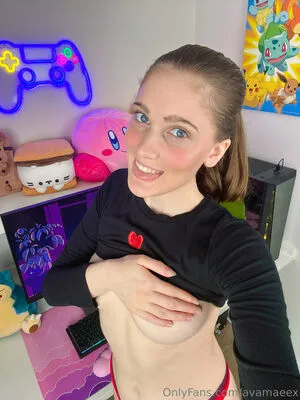 Avamaeex OnlyFans Leaked Free Thumbnail Picture - #nl5VT2t3V8