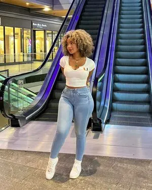 Avanti OnlyFans Leaked Free Thumbnail Picture - #pnps0Bc1BG