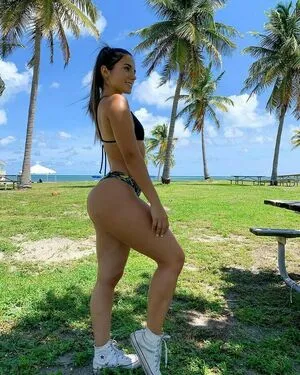 Avb Fit OnlyFans Leaked Free Thumbnail Picture - #ssgrFacr4S