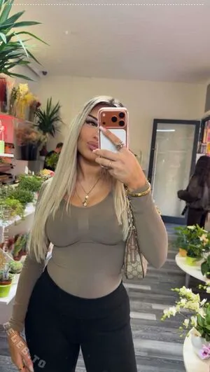 Avendaaxs OnlyFans Leaked Free Thumbnail Picture - #BqZ3xL0C4m