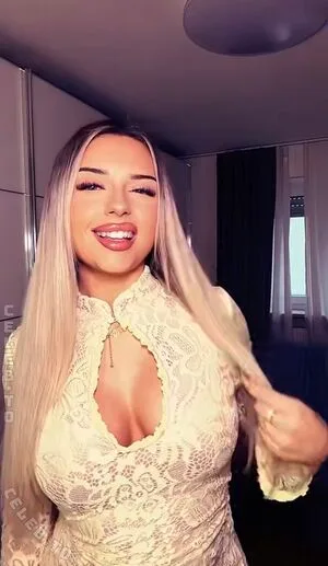 Avendaaxs OnlyFans Leaked Free Thumbnail Picture - #MMHTXgGoNi