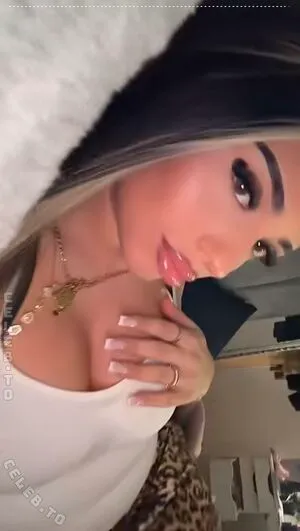 Avendaaxs OnlyFans Leaked Free Thumbnail Picture - #en6ZYC8p5M