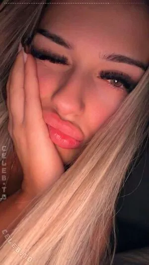 Avendaaxs OnlyFans Leaked Free Thumbnail Picture - #xhEV7mabv3