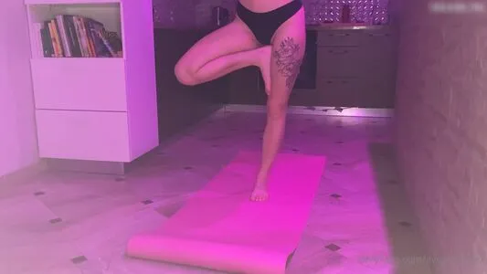 Aventurinex Goddessaven Aven Turinex OnlyFans Leaked Free Thumbnail Picture - #VTfrzbqmVN