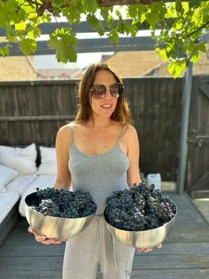 Averageukmum OnlyFans Leaked Free Thumbnail Picture - #044eDhd2h0