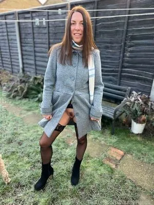 Averageukmum OnlyFans Leaked Free Thumbnail Picture - #xtl6jwcn8I