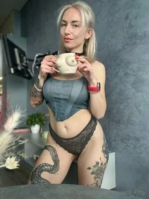 Averil Kitty OnlyFans Leaked Free Thumbnail Picture - #NxA5mDDszL