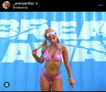 Avery Arthur OnlyFans Leaked Free Thumbnail Picture - #3jWqKousKL