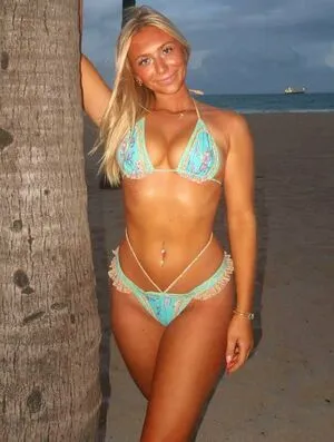 Avery Arthur OnlyFans Leaked Free Thumbnail Picture - #Cmao0wMzLl