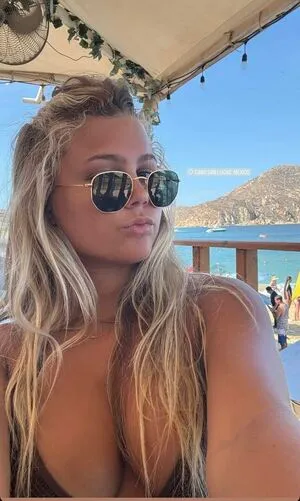 Avery Bracher OnlyFans Leaked Free Thumbnail Picture - #AcNOiG9w3t