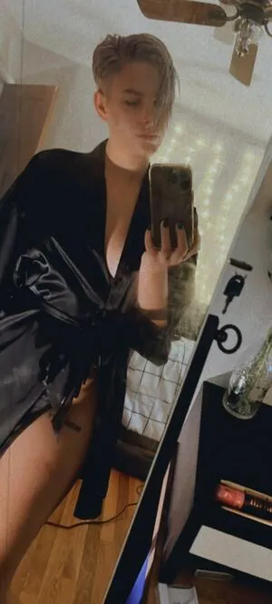 Avery Petite OnlyFans Leaked Free Thumbnail Picture - #QdMio8vqip