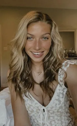 Avery Sickeri OnlyFans Leaked Free Thumbnail Picture - #XNQCJfJtZz