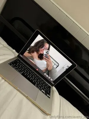 Avery Sss OnlyFans Leaked Free Thumbnail Picture - #aPWIKrisUJ