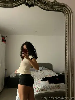 Avery Sss OnlyFans Leaked Free Thumbnail Picture - #xGbITOgovo