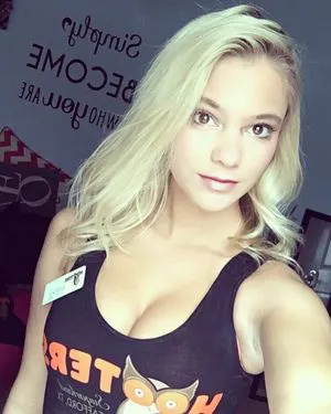 Avery T OnlyFans Leaked Free Thumbnail Picture - #Sitekx8s1U