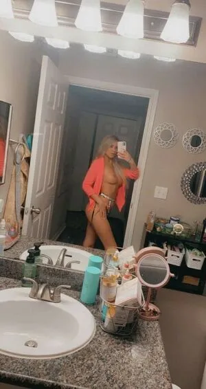 Avery Trail OnlyFans Leaked Free Thumbnail Picture - #1GpAiXW5In