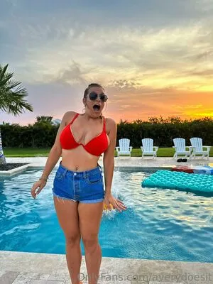 Averydoesit OnlyFans Leaked Free Thumbnail Picture - #6tl7tKLyfM