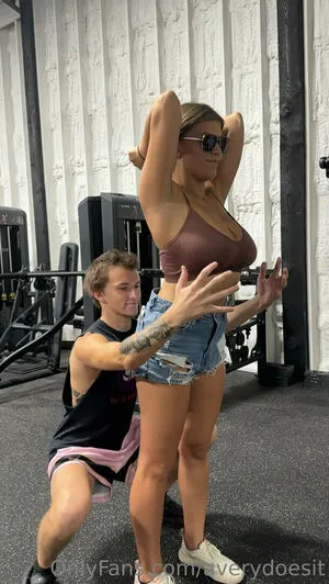 Averydoesit OnlyFans Leaked Free Thumbnail Picture - #D1j388u5R8