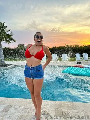 Averydoesit OnlyFans Leaked Free Thumbnail Picture - #TnEBERYvi9
