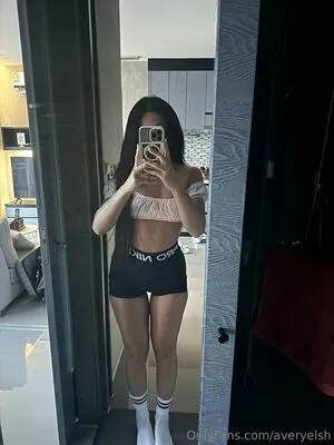 Averyelsh OnlyFans Leaked Free Thumbnail Picture - #5T6PhcF5ES