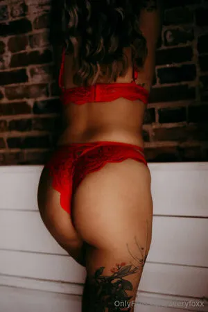 Averyfoxx OnlyFans Leaked Free Thumbnail Picture - #2Cr1DmXlDX