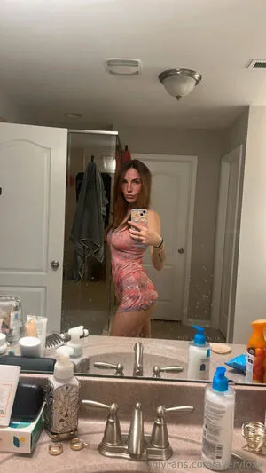 Averyfoxx OnlyFans Leaked Free Thumbnail Picture - #AVCI4Oau9B