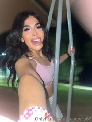 Averylustx OnlyFans Leaked Free Thumbnail Picture - #2RgnznfmxB