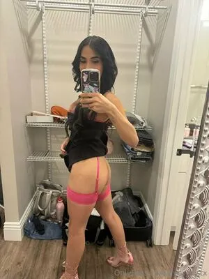 Averylustx OnlyFans Leaked Free Thumbnail Picture - #Y81Y73875j