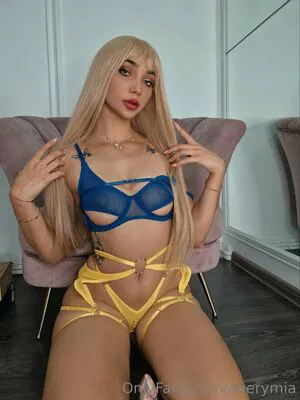 Averymia OnlyFans Leaked Free Thumbnail Picture - #NnNv7Hl5v3