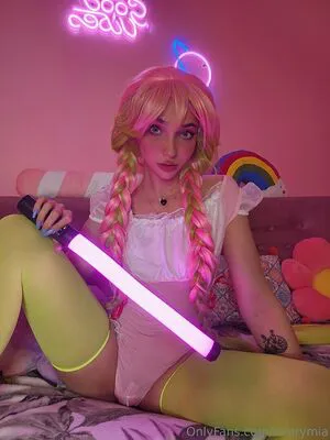 Averymia OnlyFans Leaked Free Thumbnail Picture - #gKgfDhB3wa
